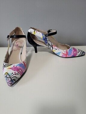 Chanii B Regal Royal Doodle White Floral Kitten Heels, Size 39